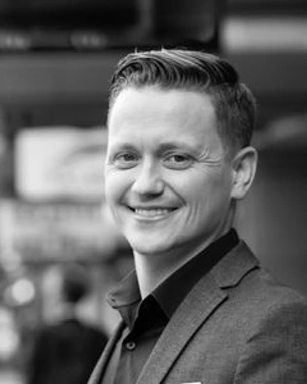 Derek Stephens
